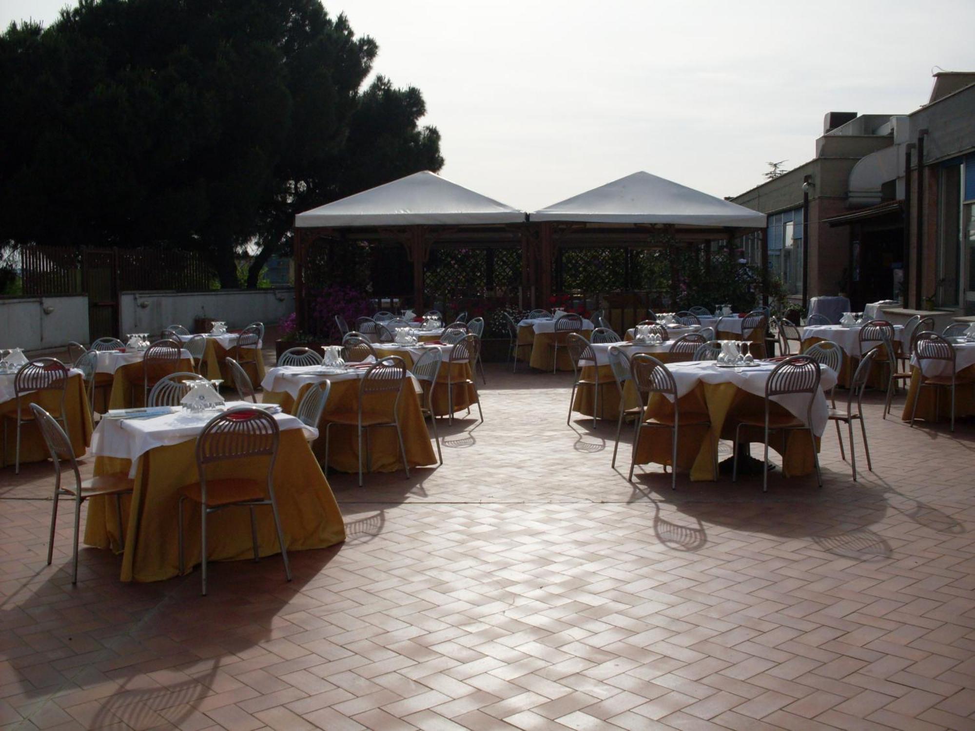 Hotel Eur Parco Dei Pini 3*
